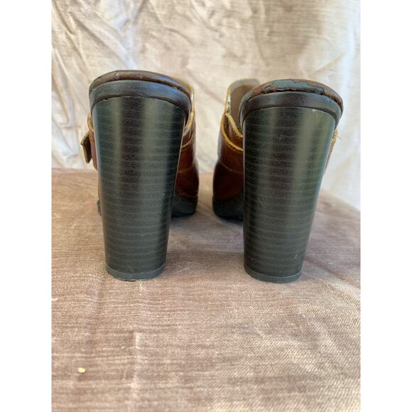 Born b.o.c. Mules Comfort Clog Brown Leather Brass Buckle Size 7 38 4" Heel - Picture 4 of 7